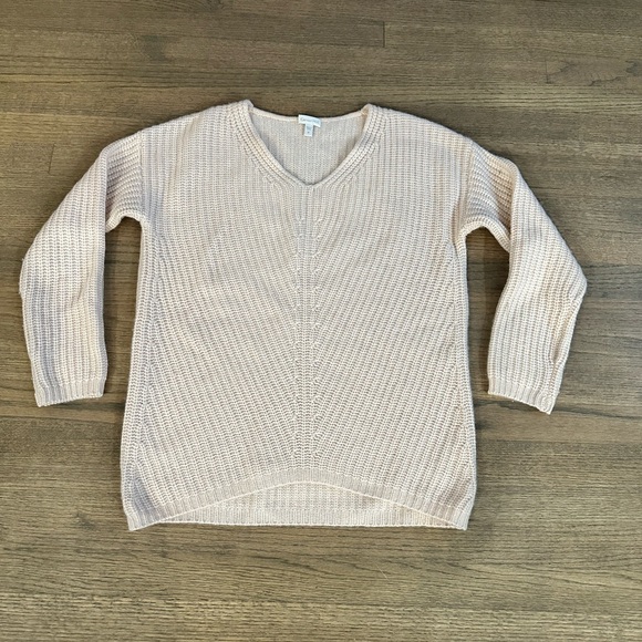 Garnet Hill Sweaters - Garnet Hill 100% Cashmere Sweater-Pale Pink/Peach-Size Medium
